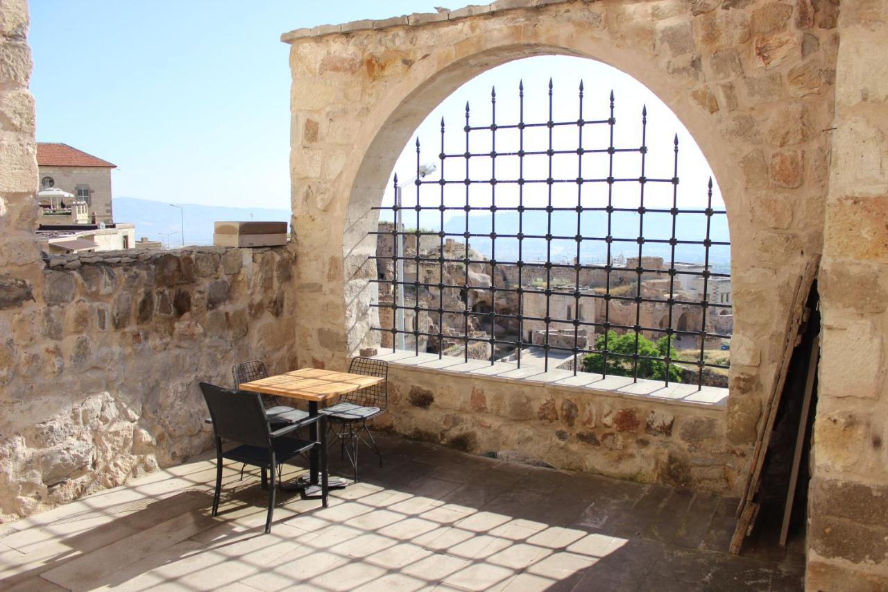 Helike Cave Suites Uchisar Exterior photo