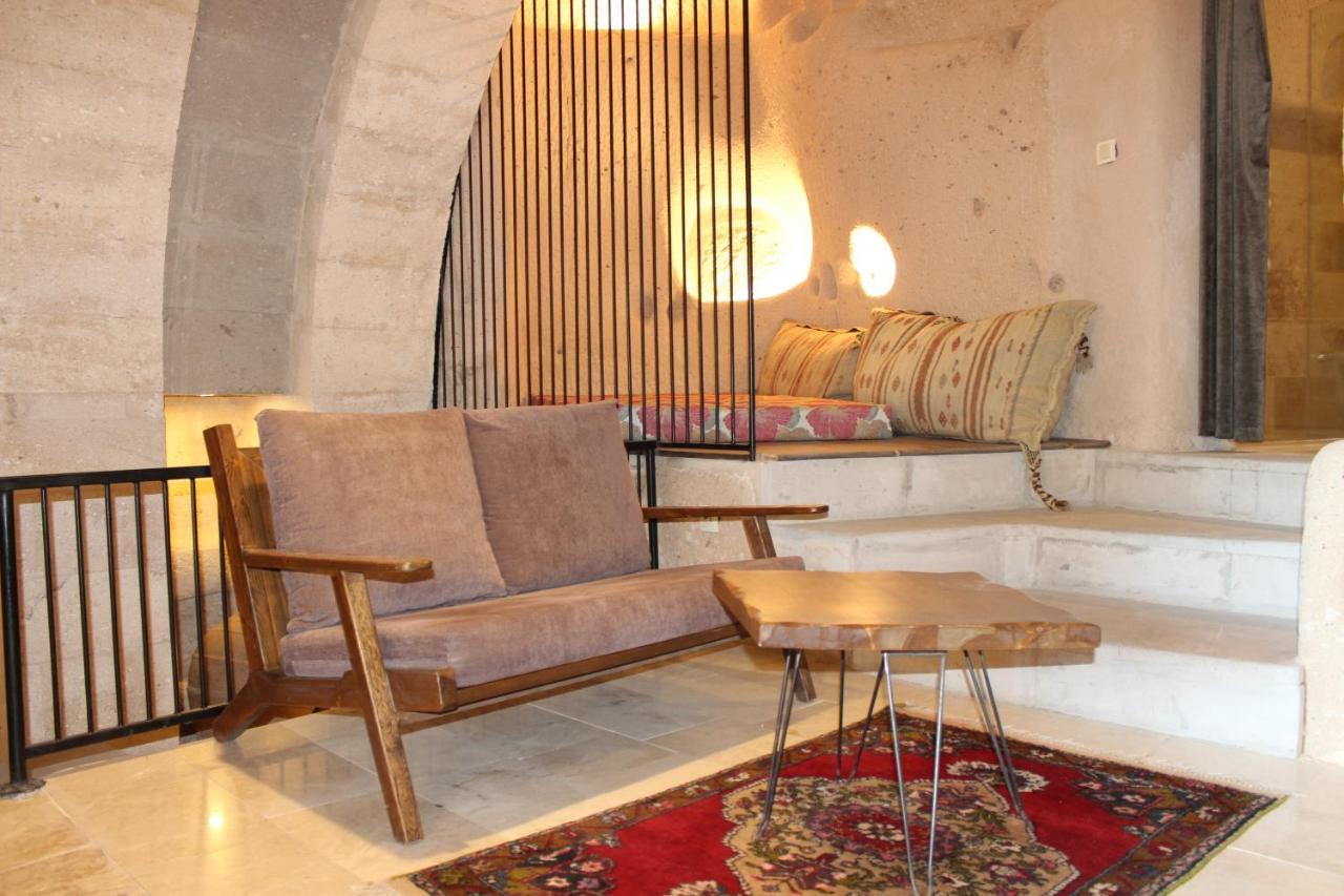 Helike Cave Suites Uchisar Exterior photo