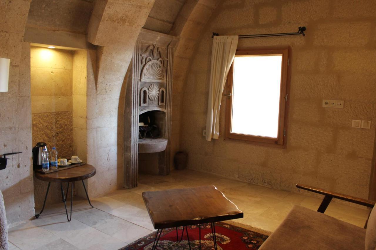 Helike Cave Suites Uchisar Exterior photo